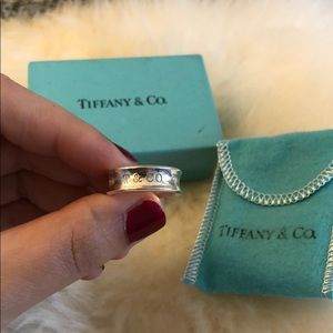 Tiffany 1837 never been used ring!